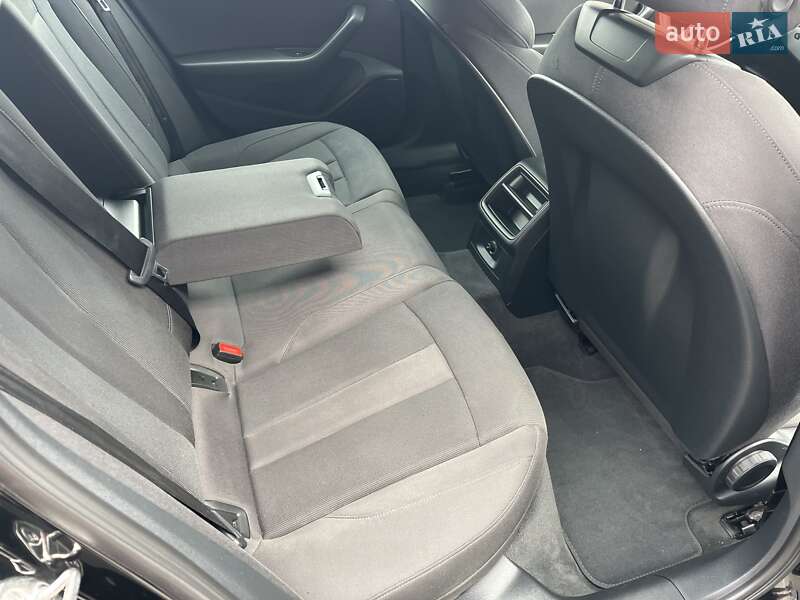 Универсал Audi A4 2019 в Ивано-Франковске