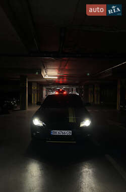 Седан Audi A4 2011 в Львове