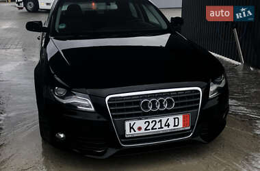 Седан Audi A4 2011 в Львове