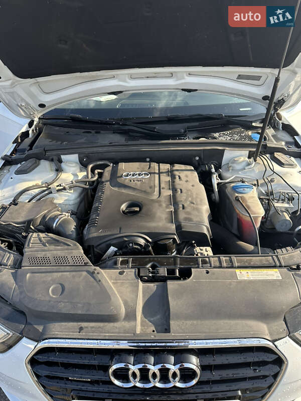 Седан Audi A4 2013 в Києві