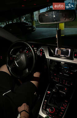 Седан Audi A4 2011 в Львове