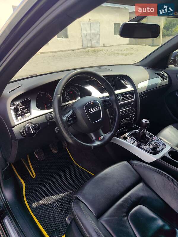 Универсал Audi A4 2011 в Чорткове