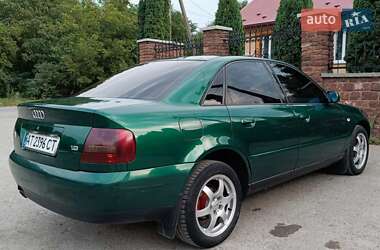 Седан Audi A4 1999 в 