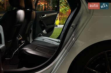 Седан Audi A4 2014 в 