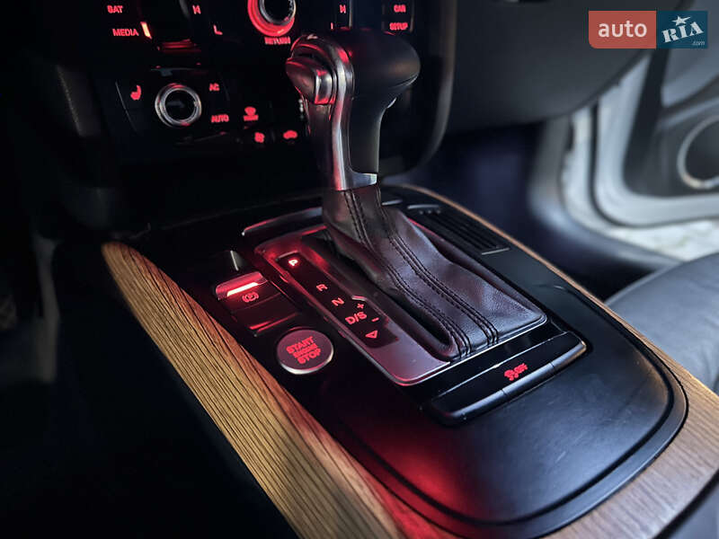 Седан Audi A4 2014 в Вінниці