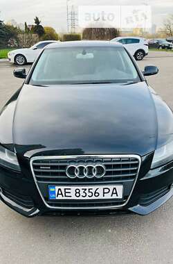 Седан Audi A4 2012 в Києві