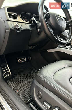 Седан Audi A4 2012 в 