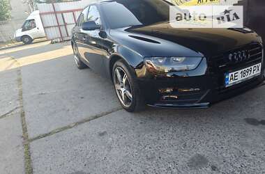 Седан Audi A4 2013 в Дніпрі