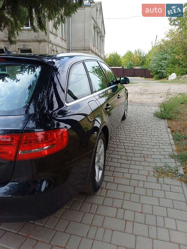 Универсал Audi A4 2010 в Полтаве