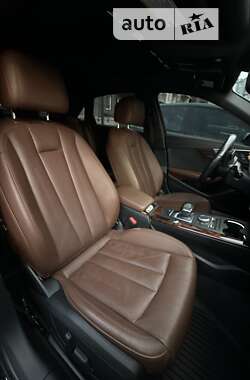 Седан Audi A4 2017 в Черновцах
