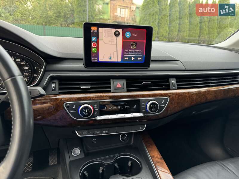Седан Audi A4 2018 в Львове