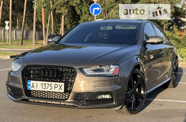 Седан Audi A4 2013 в Киеве