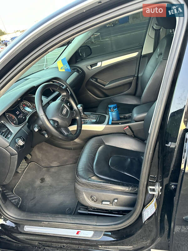 Седан Audi A4 2014 в Трускавці