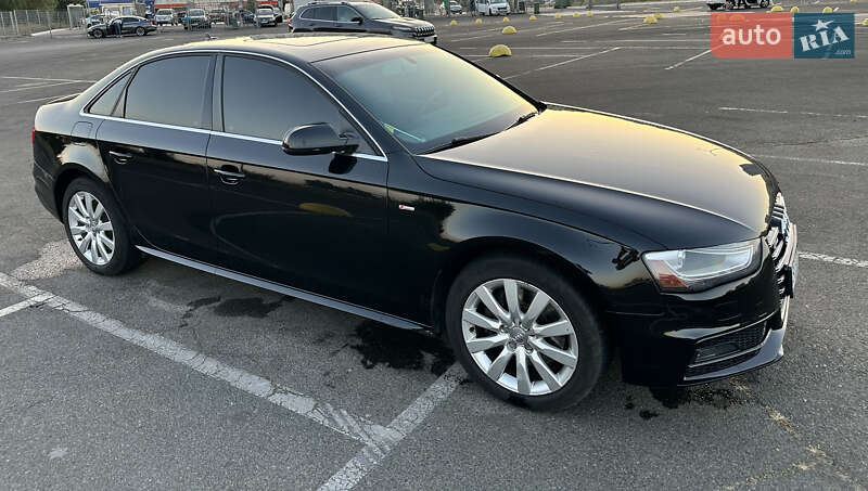 Седан Audi A4 2014 в Трускавці