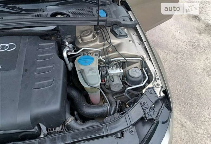 Универсал Audi A4 2009 в Хмельницком