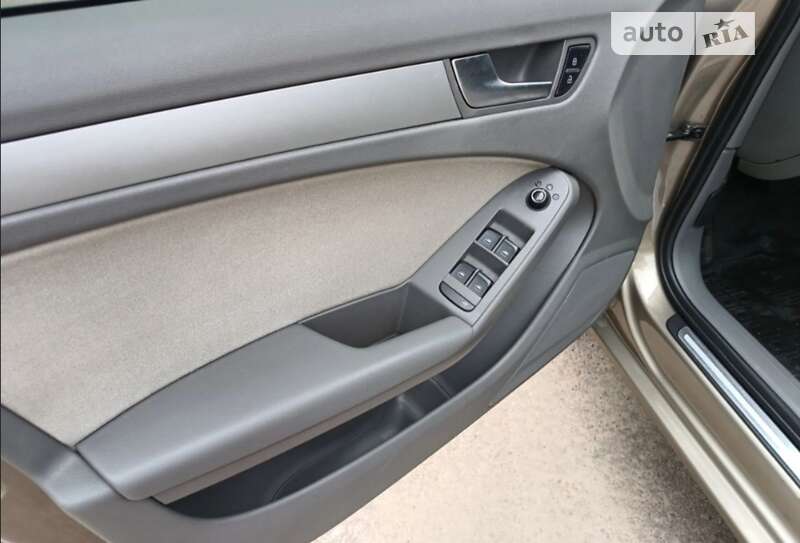 Универсал Audi A4 2009 в Хмельницком