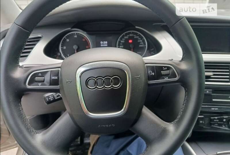 Универсал Audi A4 2009 в Хмельницком