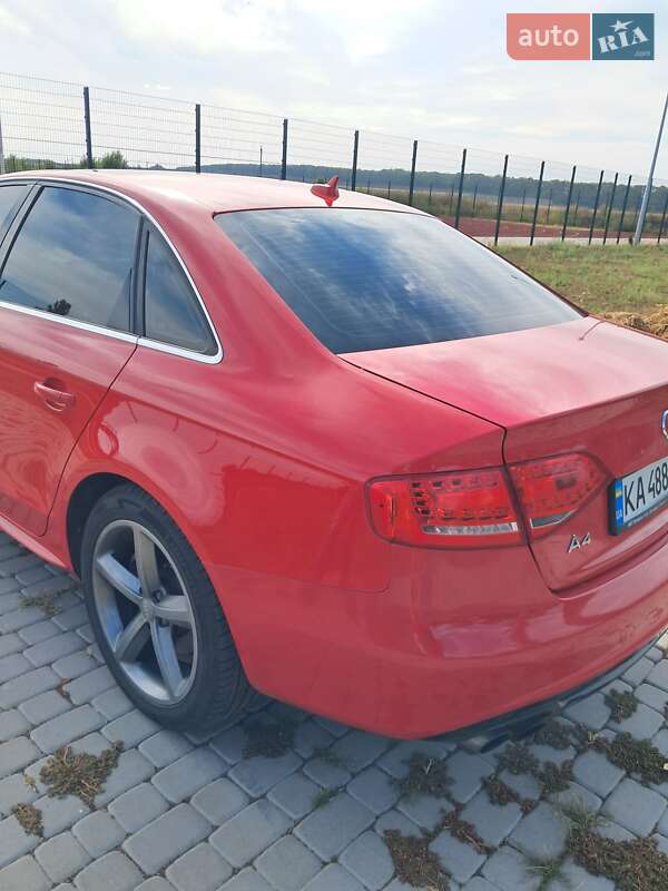 Седан Audi A4 2011 в Корсуне-Шевченковском