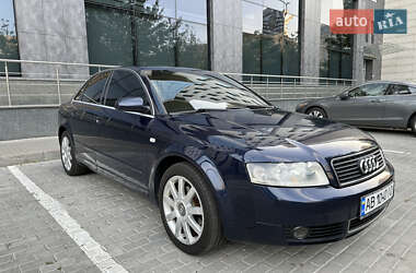 Седан Audi A4 2004 в 
