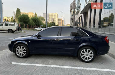 Седан Audi A4 2004 в 