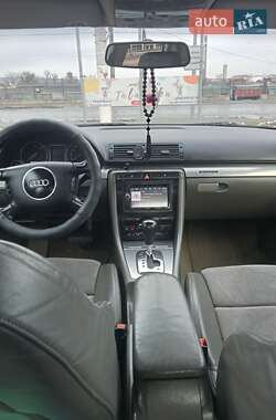 Седан Audi A4 2001 в Черновцах