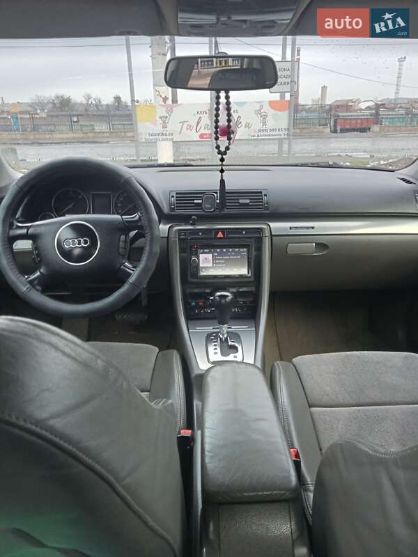 Седан Audi A4 2001 в Черновцах