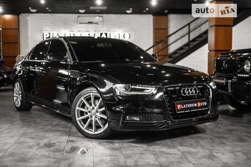 Седан Audi A4 2014 в Одесі