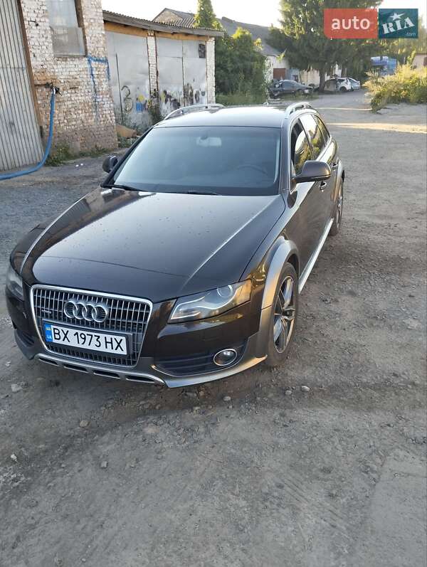 Универсал Audi A4 2009 в Староконстантинове
