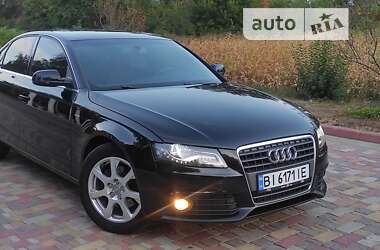 Седан Audi A4 2010 в Миргороді