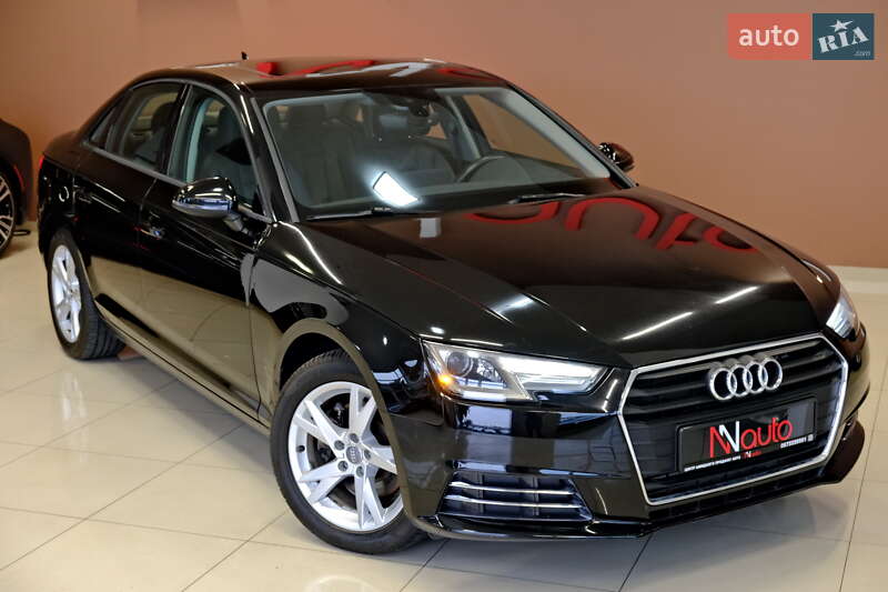 Седан Audi A4 2017 в Одесі