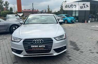 Седан Audi A4 2012 в Львові