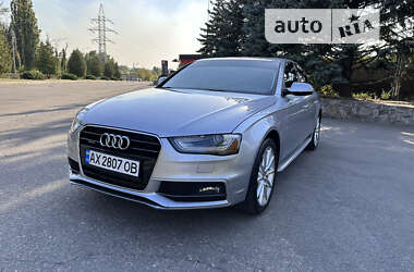 Седан Audi A4 2015 в Киеве