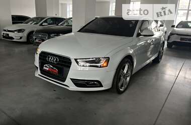 Седан Audi A4 2013 в Полтаві