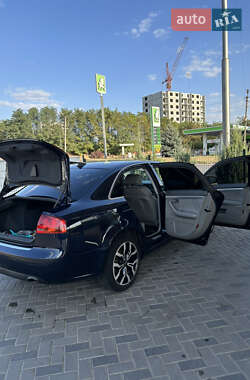 Седан Audi A4 2005 в 