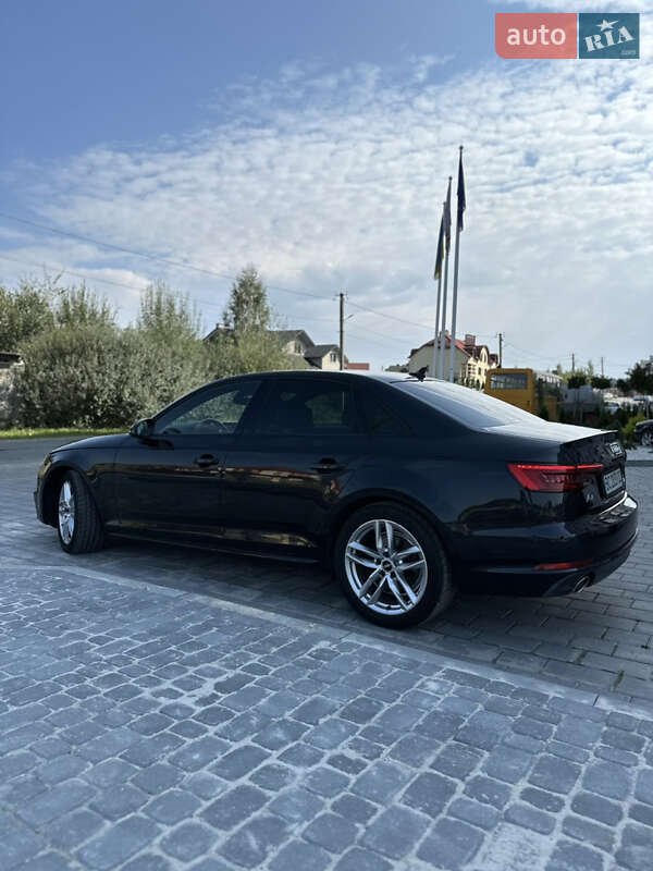Audi A4 2017
