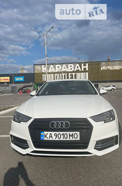 Седан Audi A4 2019 в 