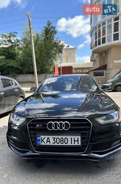 Седан Audi A4 2015 в Харькове