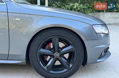 Седан Audi A4 2012 в Киеве