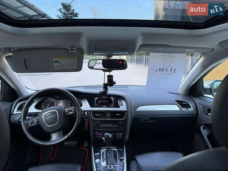 Седан Audi A4 2012 в Киеве
