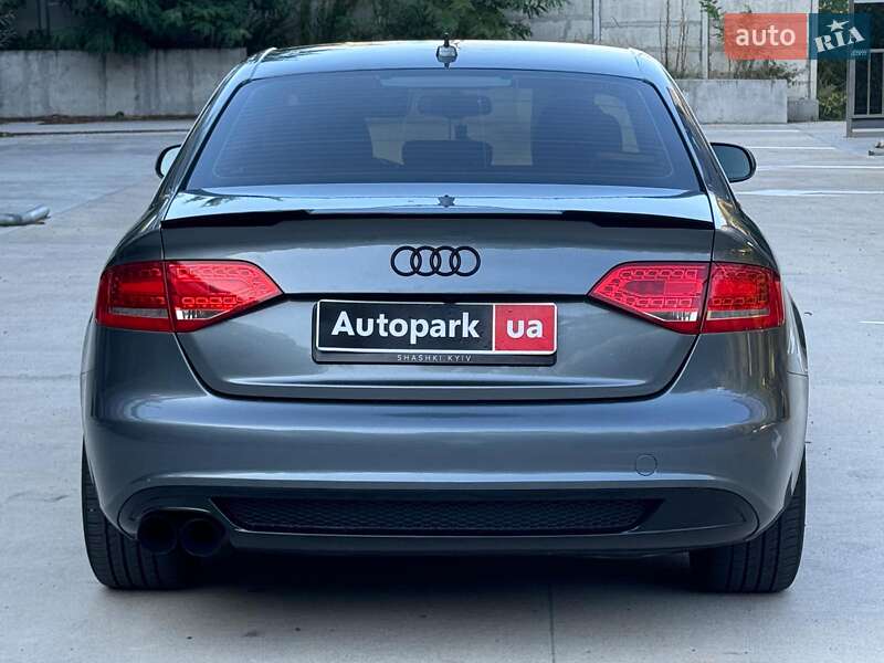 Седан Audi A4 2012 в Києві
