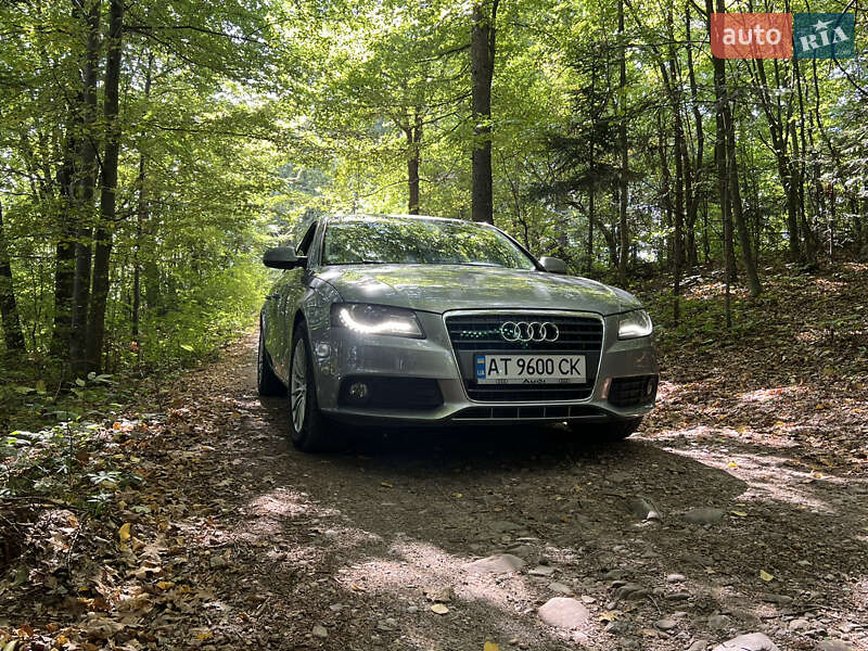 Седан Audi A4 2010 в Косові