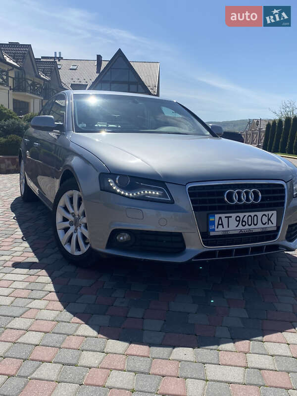 Седан Audi A4 2010 в Косові