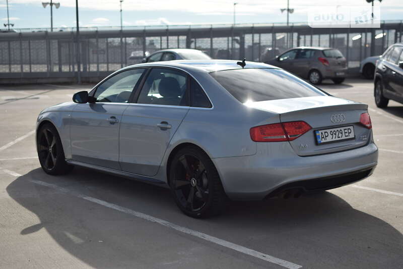 Седан Audi A4 2011 в Киеве