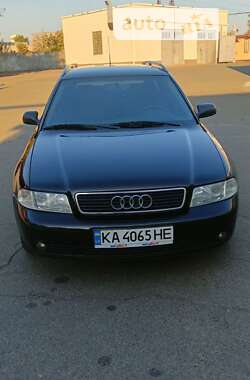 Универсал Audi A4 2001 в Киеве