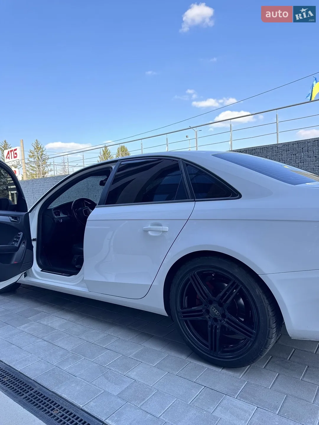 2011 Audi A4 - мініатюра 7