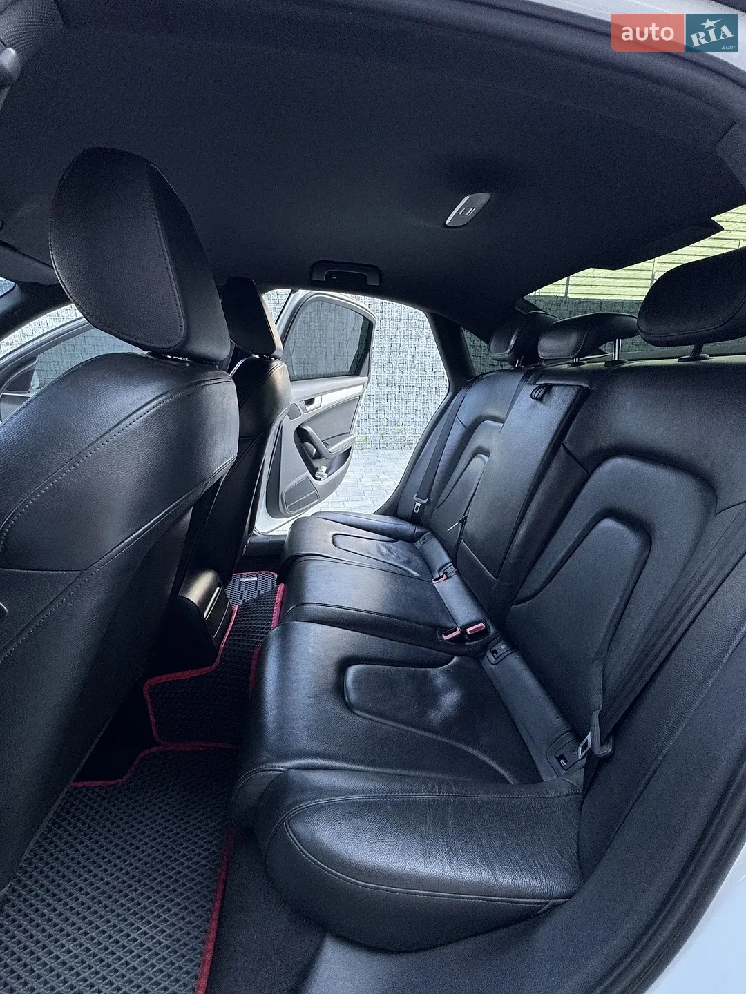2011 Audi A4 - мініатюра 18
