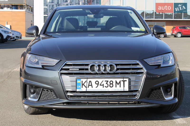 Седан Audi A4 2019 в Києві