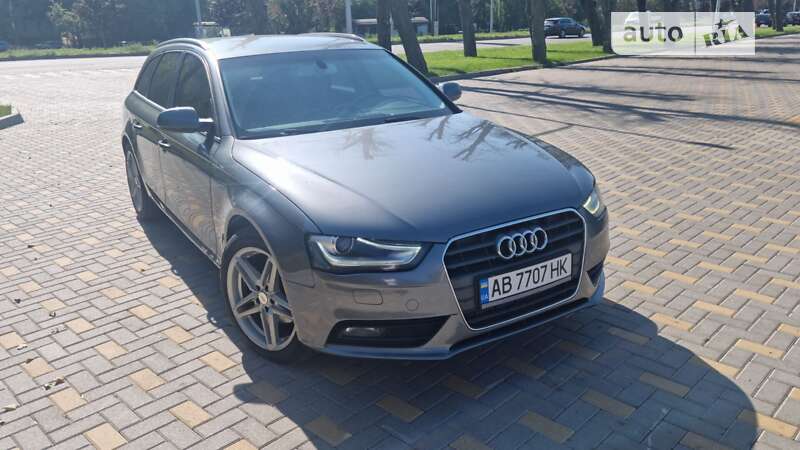 Audi A4 2014