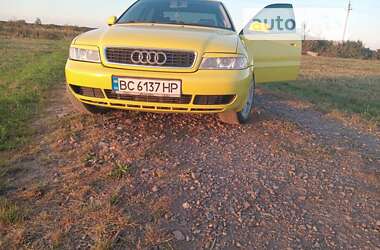 Седан Audi A4 1997 в Стрию