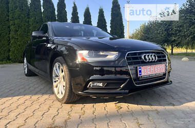 Седан Audi A4 2013 в Луцьку